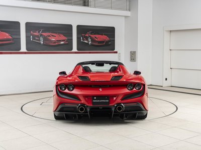 صورة 8 لـ 2021 Ferrari F8 SPIDER