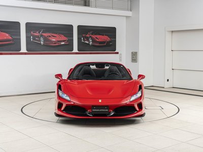 صورة 4 لـ 2021 Ferrari F8 SPIDER