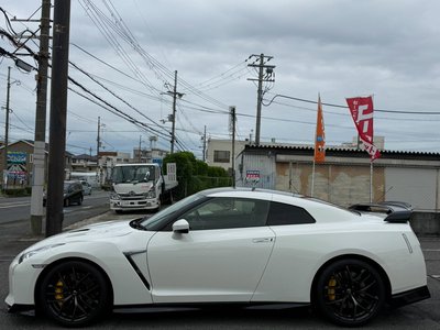 2017 Nissan GT-R — миниатюра 23