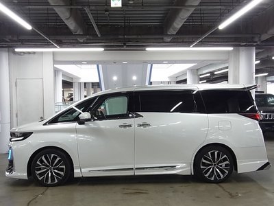 2024 Toyota VELLFIRE photo 13