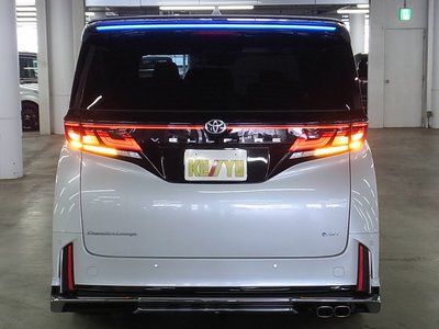 2024 Toyota VELLFIRE photo 10