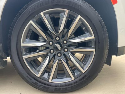 2021 Cadillac ESCALADE photo 14