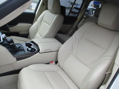 2025 Toyota LAND CRUISER 300 thumbnail 30