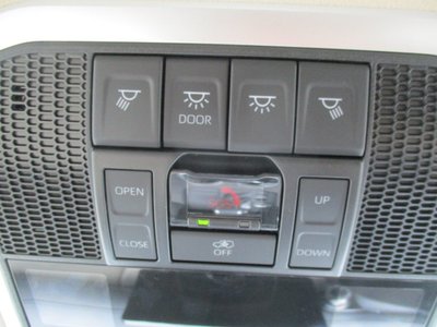 2025 Toyota LAND CRUISER 300 thumbnail 46