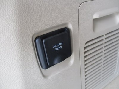 2025 Toyota LAND CRUISER 300 thumbnail 24