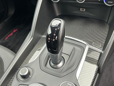 2019 ALFA Romeo JULIA 缩略图 15