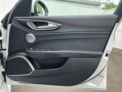 2019 ALFA Romeo JULIA 缩略图 39