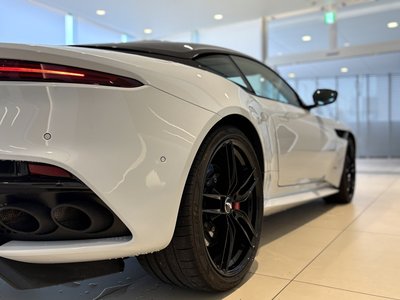 صورة 14 لـ 2019 Aston Martin DBS SUPERLEGGERA