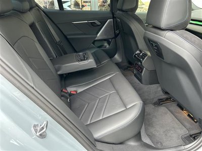 2024 BMW 5 SERIES — фото 9