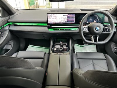 2024 BMW 5 SERIES — фото 4