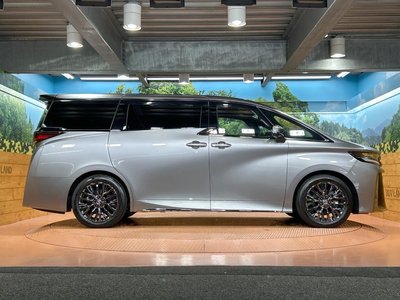 2025 Toyota VELLFIRE — фото 30