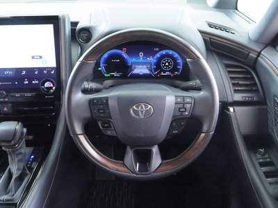 2023 Toyota ALPHARD — фото 8