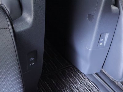 2023 Toyota ALPHARD — фото 42