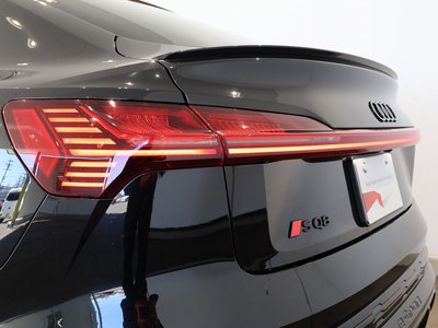 2024 AUDI SQ8 SPORTBACK E-TRON photo 9
