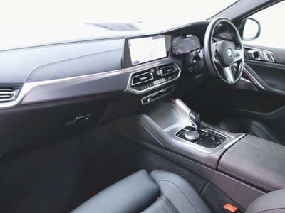 2021 BMW X6 photo 11