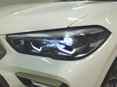 2021 BMW X6 photo 3