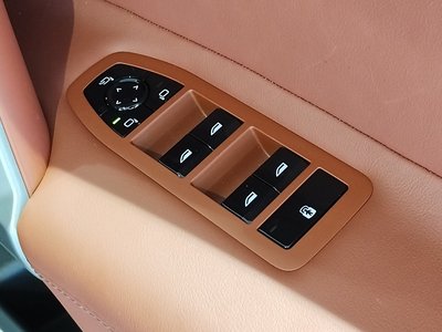 2025 BMW IX — миниатюра 58