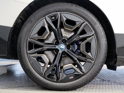 2025 BMW IX — миниатюра 41