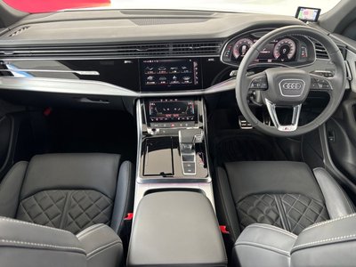 2022 AUDI Q8 photo 4