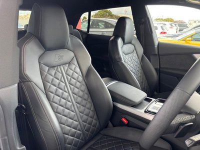 2022 AUDI Q8 thumbnail 19