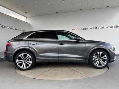 2022 AUDI Q8 photo 9