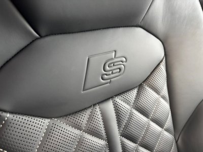 2022 AUDI Q8 thumbnail 59
