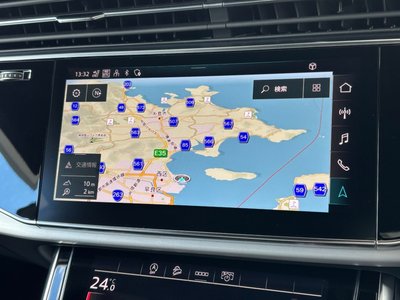 2022 AUDI Q8 thumbnail 22