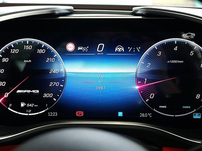 2025 Mercedes-BENZ GT AMG photo 16