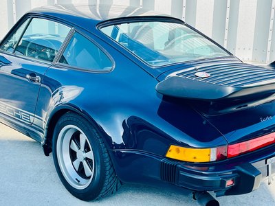 صورة 14 لـ 1988 Porsche 911