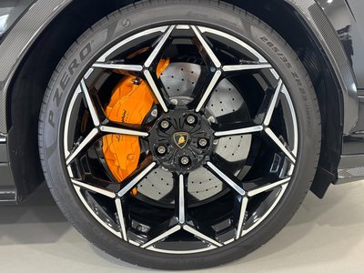 صورة مصغرة 15 لـ 2023 Lamborghini URUS