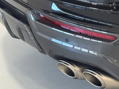صورة مصغرة 12 لـ 2023 Lamborghini URUS