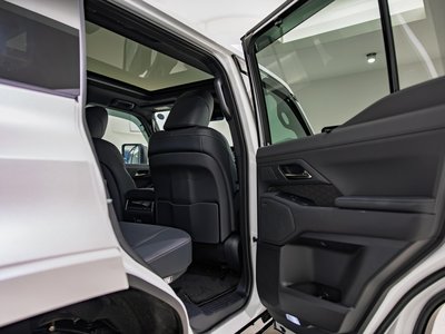 صورة 76 لـ 2025 Lexus GX