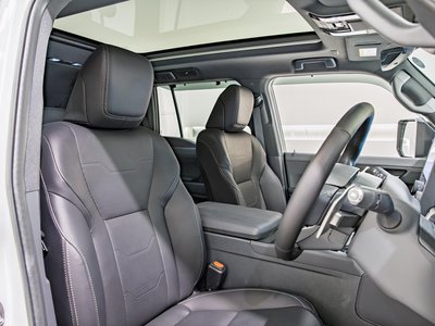 صورة 71 لـ 2025 Lexus GX
