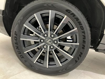 صورة مصغرة 14 لـ 2025 Lexus GX