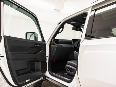 صورة 69 لـ 2025 Lexus GX