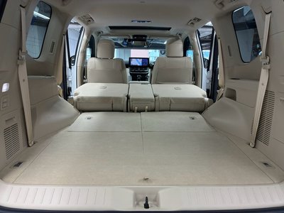 2024 Toyota LAND CRUISER 300 thumbnail 64