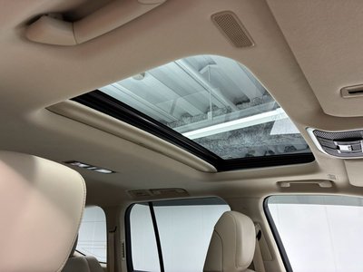 2024 Toyota LAND CRUISER 300 thumbnail 29