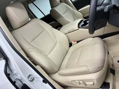2024 Toyota LAND CRUISER 300 photo 6