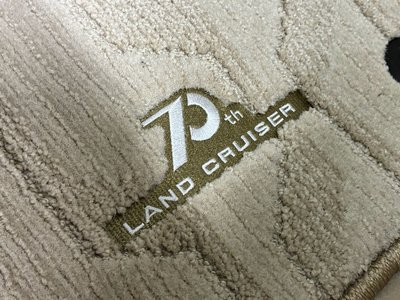 2024 Toyota LAND CRUISER 300 photo 5