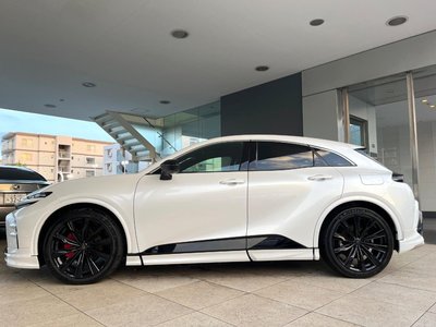 2025 Toyota CROWN SPORT thumbnail 32