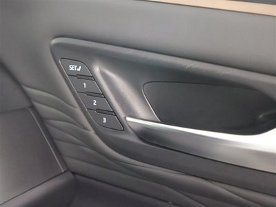 2025 Toyota ALPHARD — фото 14