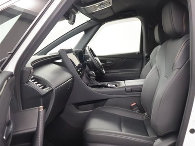 2025 Toyota ALPHARD — фото 28
