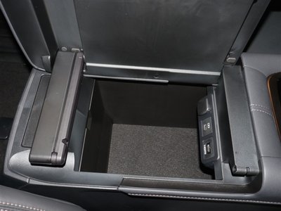 2025 Toyota ALPHARD — фото 21