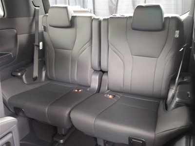 2025 Toyota ALPHARD — фото 30