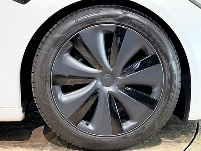 2023 Tesla MODEL S 缩略图 70