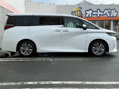 2024 Toyota ALPHARD photo 11