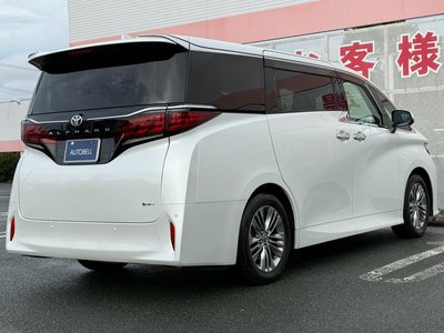 2024 Toyota ALPHARD photo 13