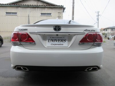 2011 Toyota CROWN ATHLETE 照片 5