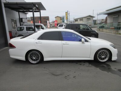 2011 Toyota CROWN ATHLETE 照片 9