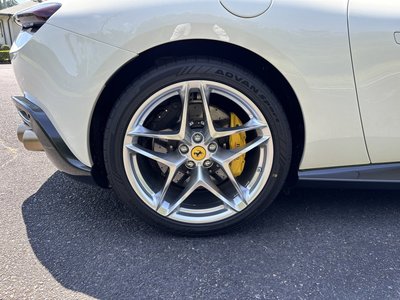 2023 Ferrari ROMA — миниатюра 20